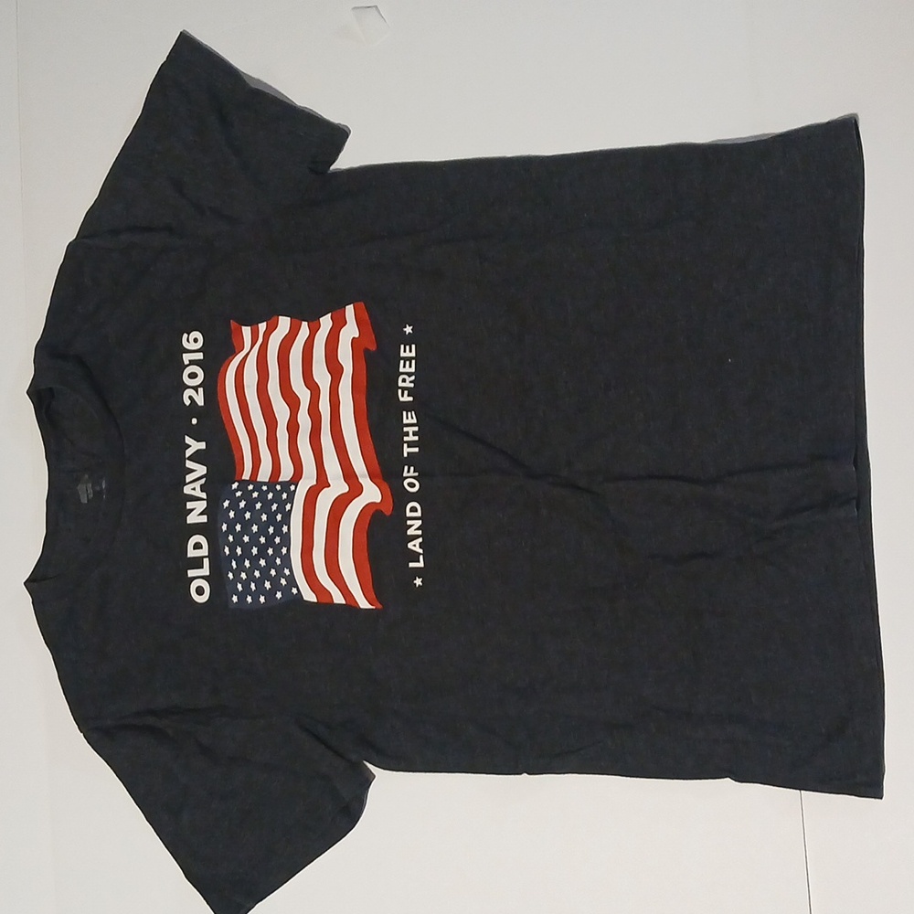 Old Navy 2016 Land Of The Free Graphic Women’s T-Shirt Blue Crew Neck Size M